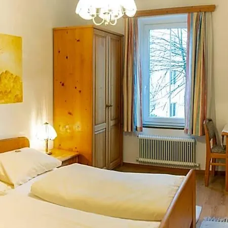 Hotel-garni&hostel Sandwirt Hotel Bad Ischl