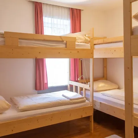 Hotel & Sandwirt 3*