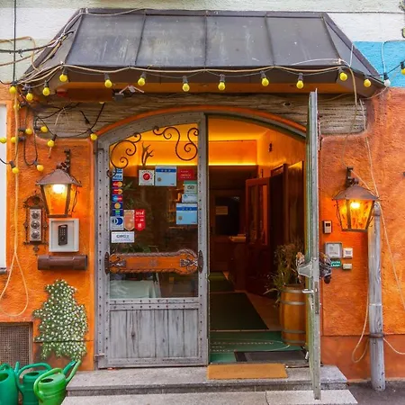 Hotel-garni&hostel Sandwirt 3*